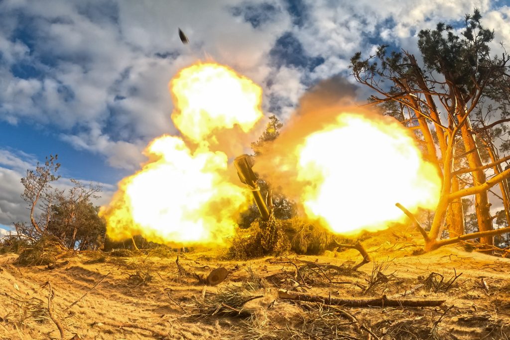 Rusia lanseaza un atac masiv cu drone asupra Ucrainei in timp ce negocierile de pace se impotmolesc