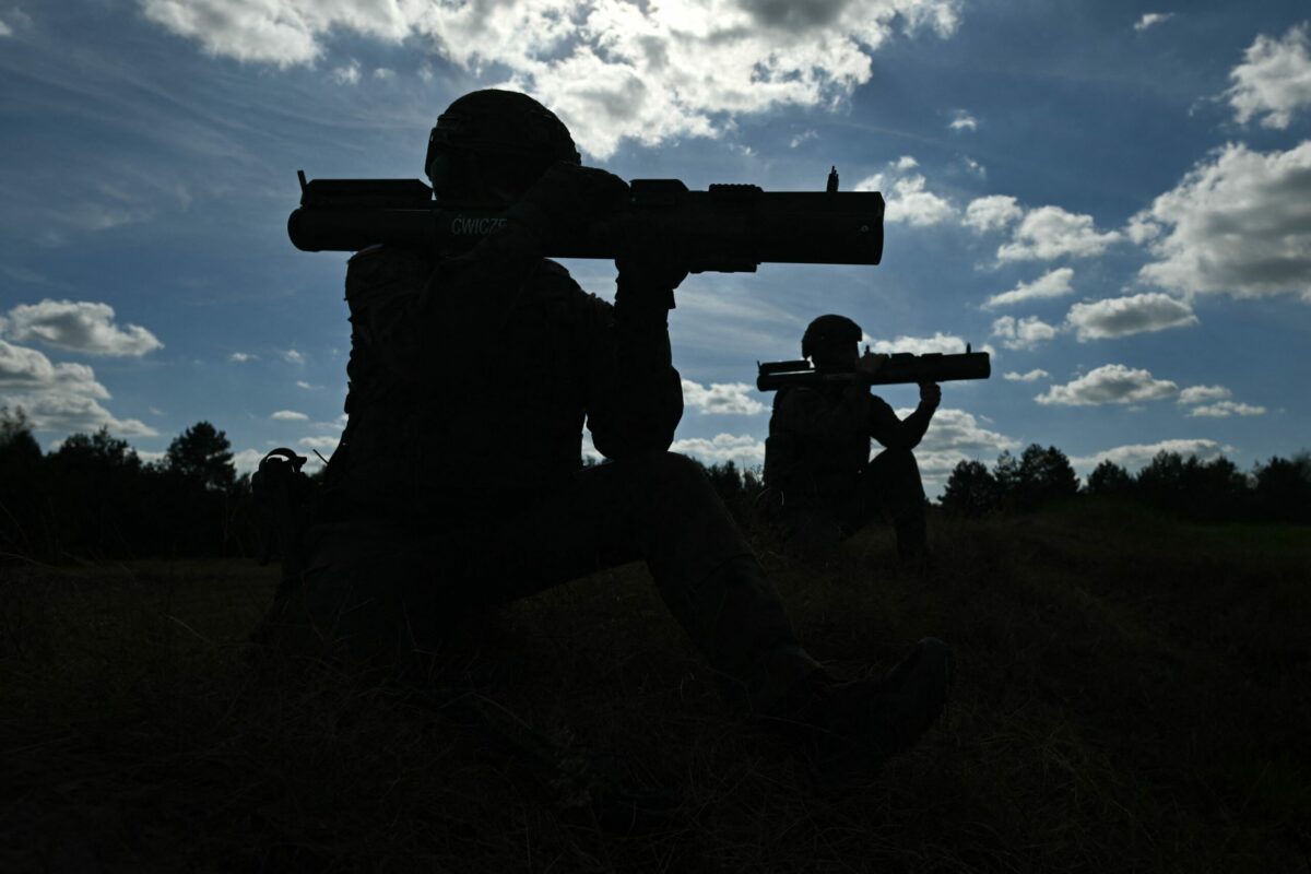 Soldatii NATO sunt dezvaluiti de realitatile razboiului modern Rutte sustine ca Aliantea invata din experimentalele de razboi ale Ucrainei