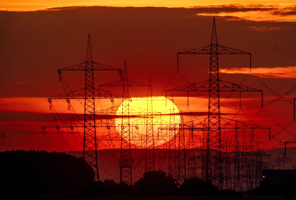 UE avertizeaza preturile petrolului si gazelor nu se vor stabiliza rapid chiar daca razboiul cu Iranul se va incheia