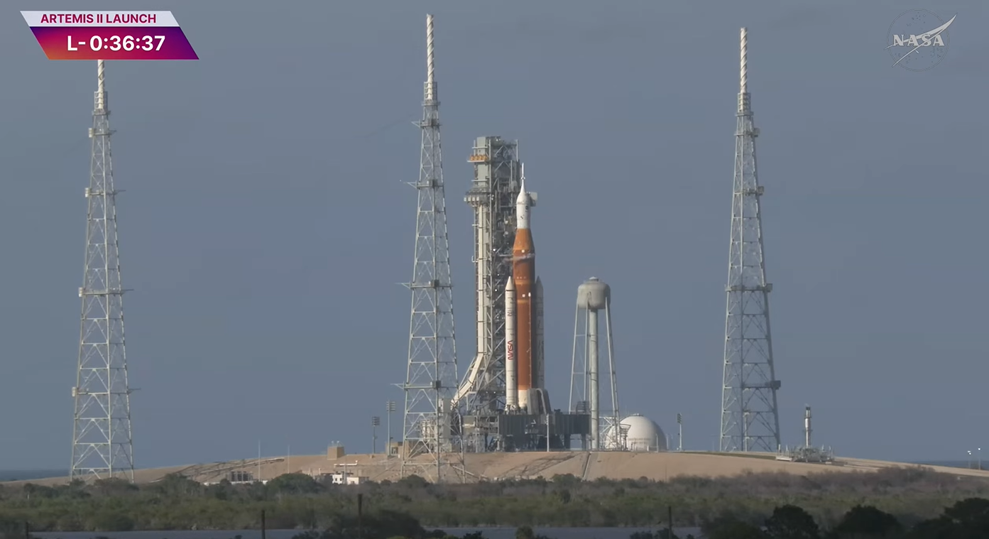 Zborul rachetei Artemis II catre Luna NASA anunta dificultati cu putin inainte de lansare