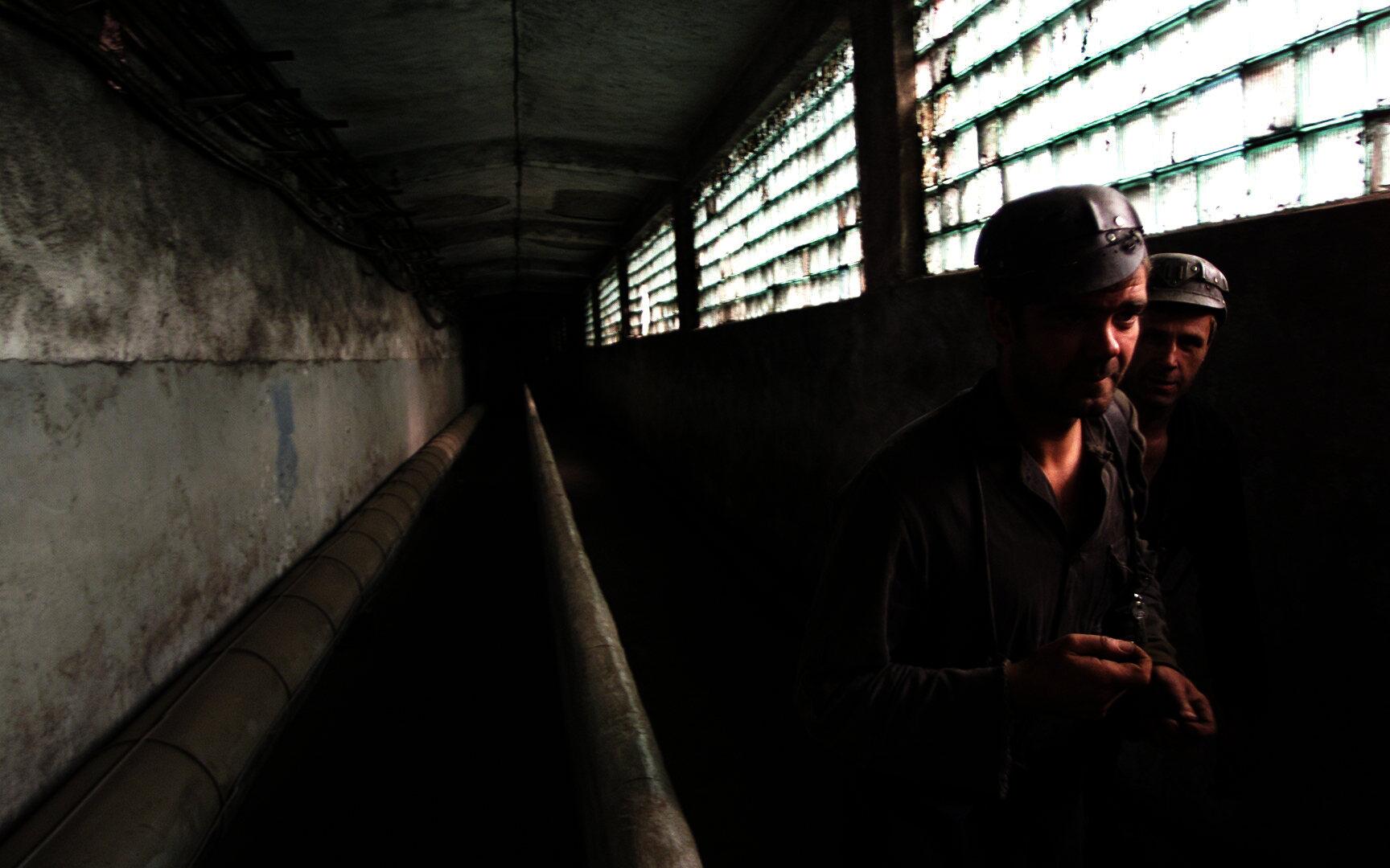 actualizare un muncitor din mina petrila a murit sub pamant cum s a produs tragedia