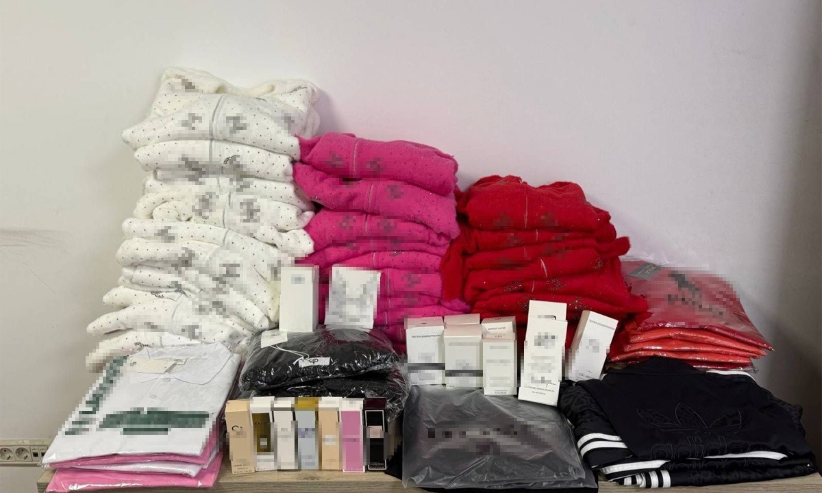 haine si parfumuri de contrabanda in valoare de 150000 de lei confiscate la constanta provenind din turcia
