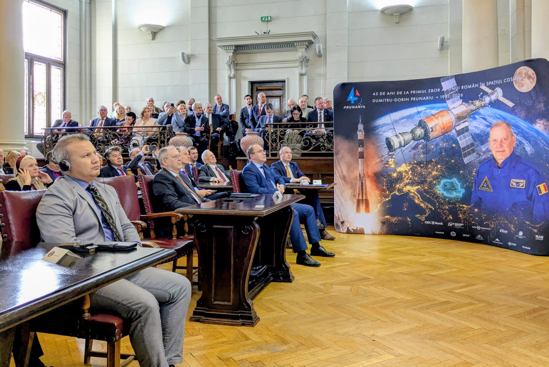 Academia Romana marcheaza 45 de ani de la primul zbor al unui roman in cosmos