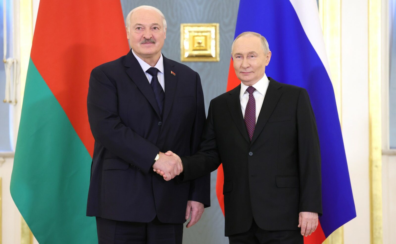 Americanii își doresc ca europenii să scadă restricțiile privind importurile din Belarus. 2 Americanii doresc ca europenii sa scada restrictiile privind importurile din Belarus