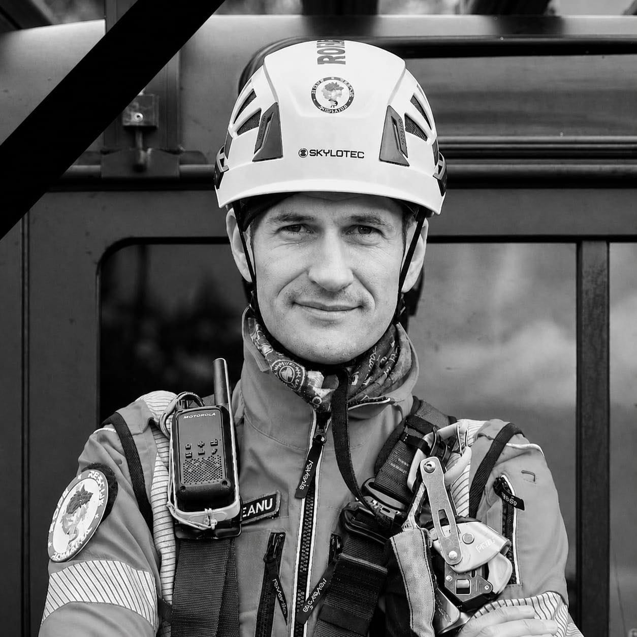 Cine era ofiterul ISU decedat in avalana din Bucegi Acesta era locotenent colonel si avea doar 35 de ani
