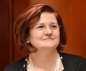 Colegiul Medicilor se distanseaza de afirmatiile unui ginecolog privind sarcina conceptuta in post Libertatea de exprimare nu poate fi disociata de responsabilitatea profesionala