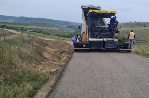 Consiliul Judetean Cluj aloca 60 de milioane de lei pentru drumurile judetene Ce proiecte sunt planificate pentru cei 1200 de kilometri administrati de CJ Cluj
