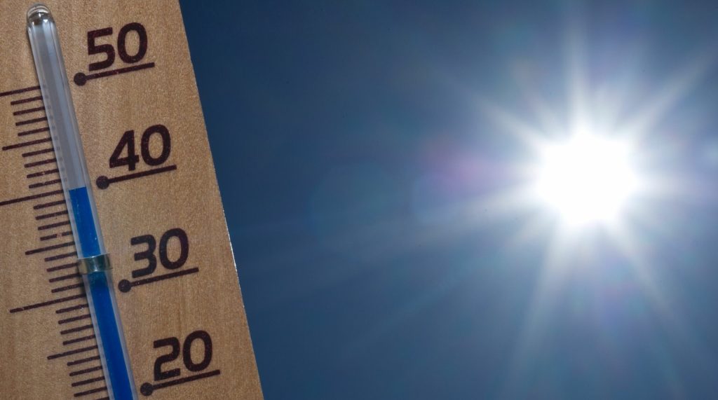 Fetiță de 2 ani, decedată după ce tatăl a uitat să o ducă la grădiniță și a lăsat-o în mașină în căldură extremă. 2 Fetita de 2 ani decedata dupa ce tatal a uitat sa o duca la gradinita si a lasat o in masina in caldura