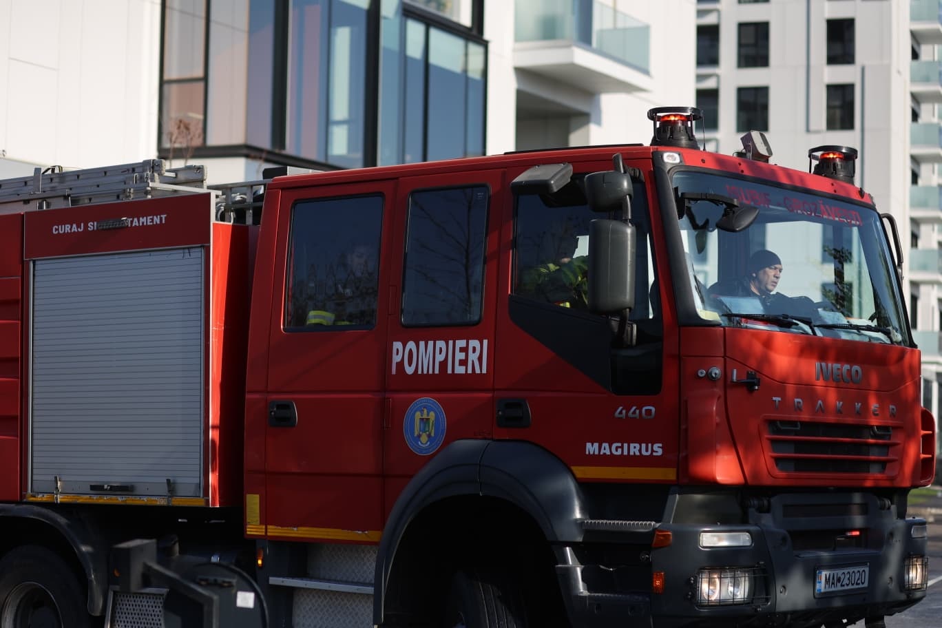 Incendiu la restaurantul La Cocosatu din Bucuresti celebru pentru mici 20 de persoane au fost evacuate