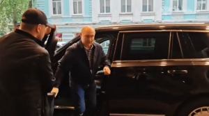 Kremlinul a publicat imagini cu Putin plimbandu se prin Moscova in urma zvonurilor ca s ar ascunde in buncare