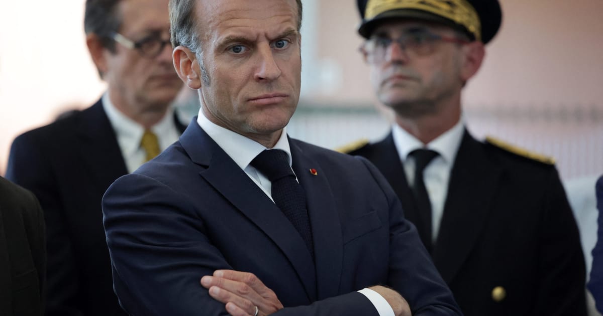 Macron numeste un nou sef de cabinet in timp ce fostul sau asistent aspira la o functie la Banca Frantei