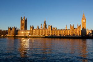 Marea Britanie abordeaza urgenta antisemitismului in urma atacului de miercuri de la Londra