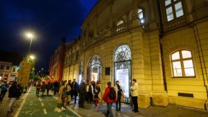 Noaptea Muzeelor la UBB 10 muzee deschise simultan pentru clujeni O oportunitate de neratat pentru pasionatii de stiinta si arta