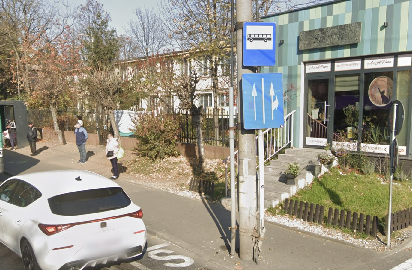O florarie din Cluj devenita un cosmar Vandalism zilnic cersetorie agresiva si angajati amenintati Ne temem foarte mult de o inrautatire a situatiei