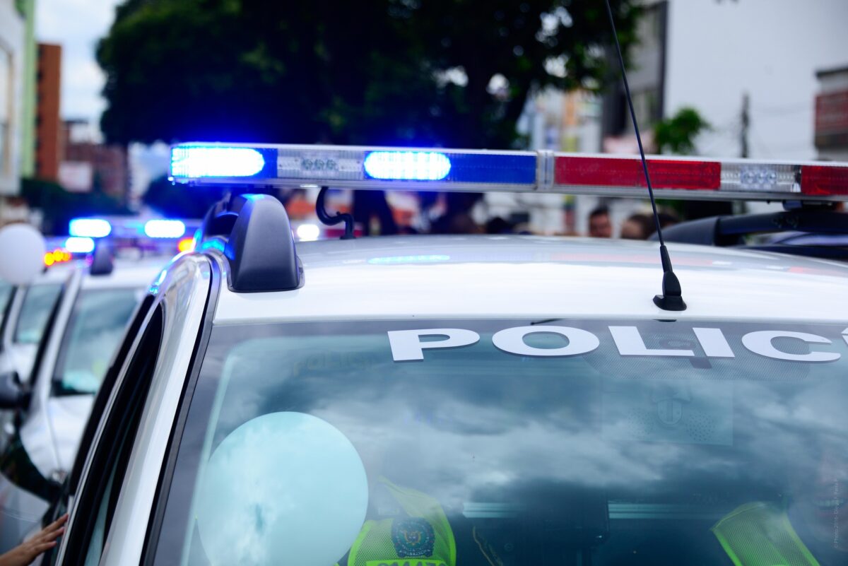 Polițist din Galați găsit mort în mașina de serviciu, cu o plagă prin împușcare la cap. 2 Politist din Galati gasit mort in masina de serviciu cu o plaga prin impuscare la cap