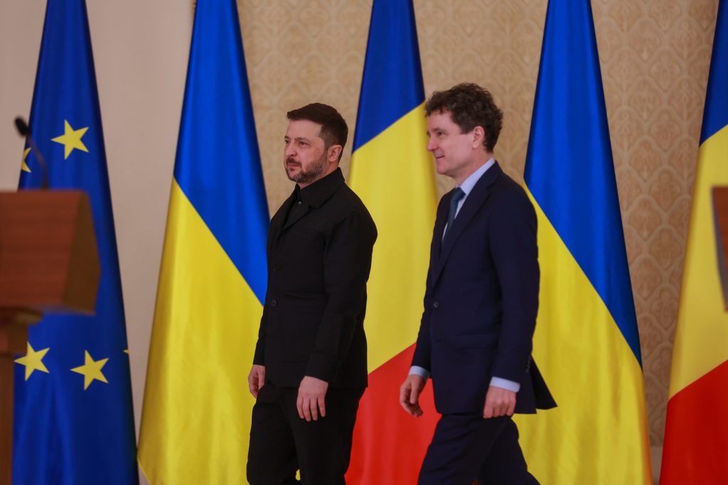 Rusia a lansat un atac masiv in timp ce Zelenski se afla la Bucuresti pentru Summitul B9