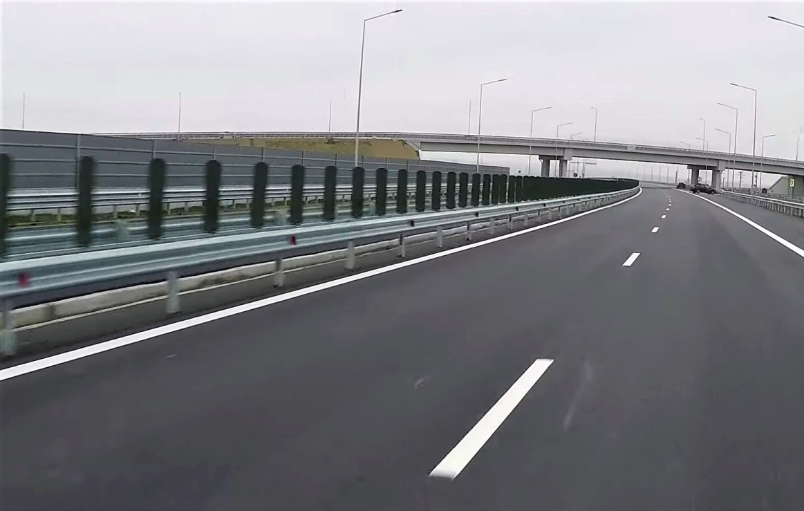 Soferi din Cluj atentie vineri dimineata A3 va fi in lucrari timp de trei ore banda blocata limita de viteza de 60 km h si posibile ambuteiaje spre granita