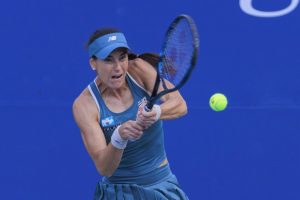 Sorana Cirstea o va intalni pe Jelena Ostapenko in sferturile turneului de la Roma