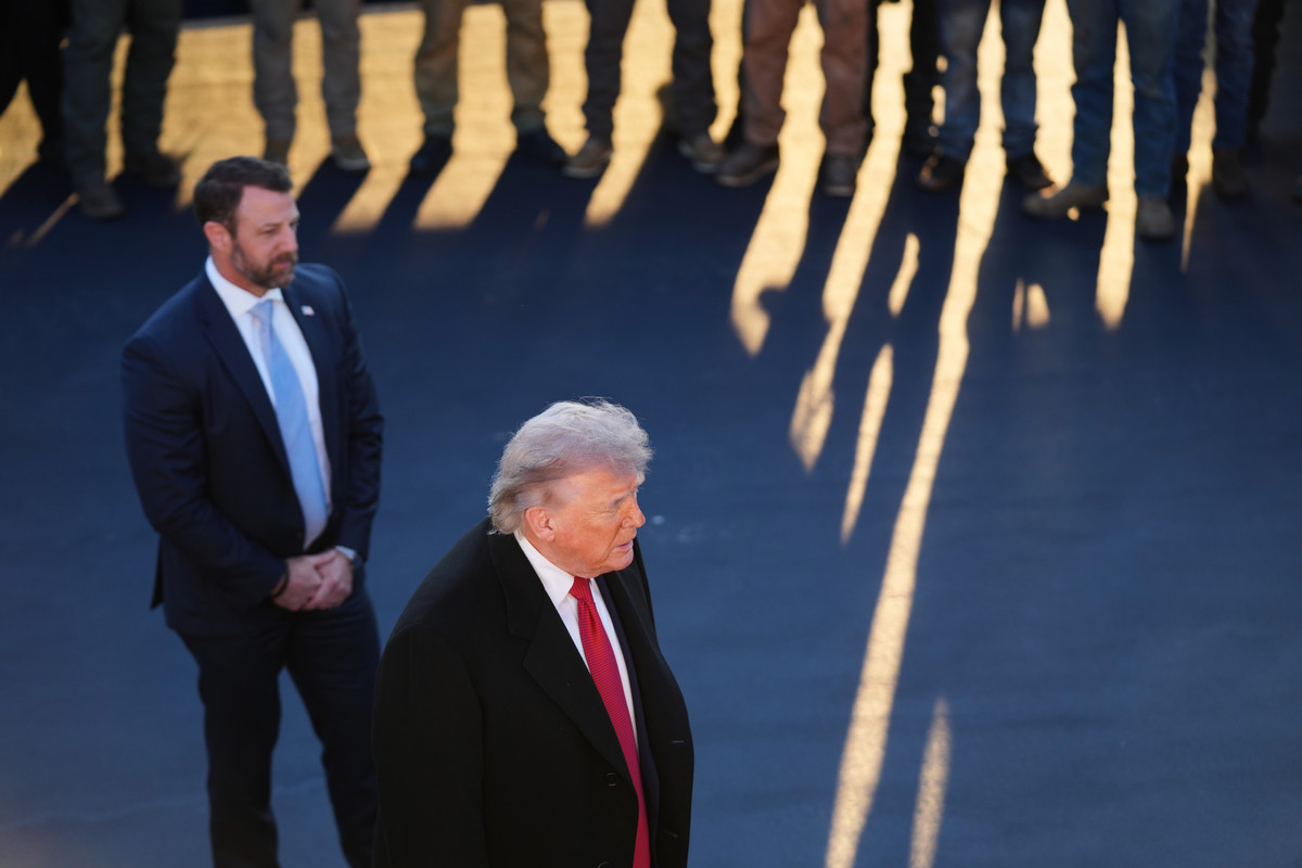 Trump are ocazia de a schimba FEMA