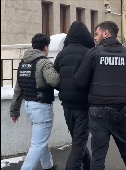 Un bărbat din Maramureș a fost arestat pentru emiterea de facturi fictive în valoare de 1 milion de lei. 2 Un barbat din Maramures a fost arestat pentru emiterea de facturi fictive in valoare de 1 milion de lei