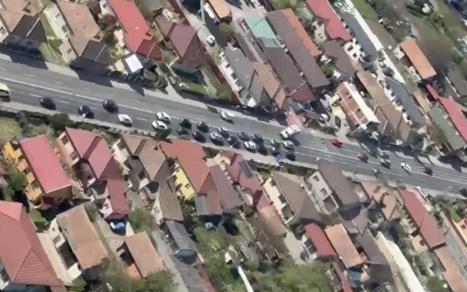 VIDEO Politistii din Cluj supravegheaza traficul de 1 Mai din aer Cum se circula in acest moment pe iesirile din Cluj Napoca catre Floresti si Gilau