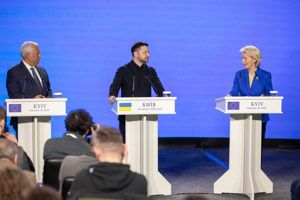 Volodimir Zelenski cere Europei să desemneze un negociator pentru posibilele discuții de pace cu Rusia. 2 Volodimir Zelenski cere Europei sa desemneze un negociator pentru posibilele discutii de pace cu Rusia