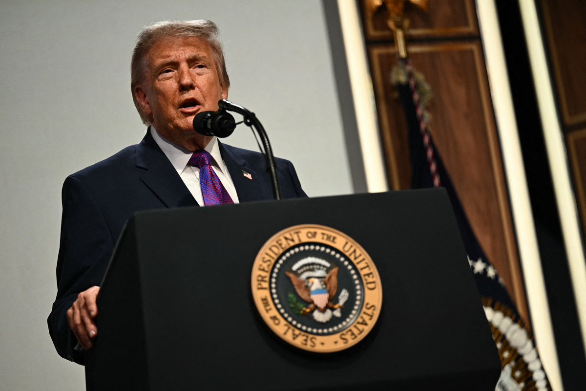 decizia importanta a lui trump referitoare la inteligenta artificiala ar putea fi anuntata chiar joi