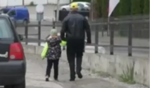 pericol pe o strada din cluj napoca parintii trag un semn alarm situatia persist de ani de zile