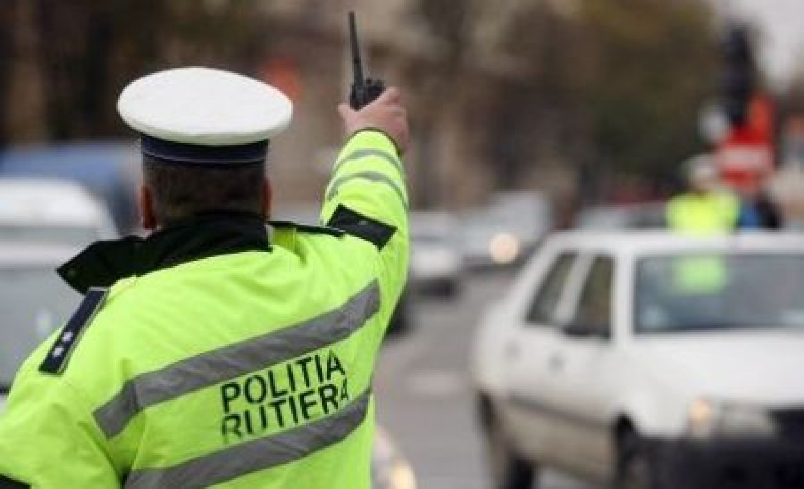 seara de 1 mai nu a fost doar despre distractie politia din cluj a dat amenzi de peste 10000 de lei si a testat peste o suta de soferi