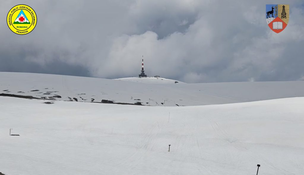 traseele turistice din platoul bucegi inchise din cauza vremii se prognozeaza ploi ninsori si viscol