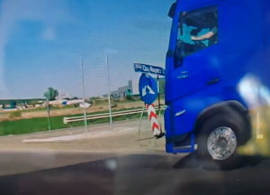 video sofer de tir intra cu viteza in sensul giratoriu din cluj si loveste un clujean daca nu franam eram mort