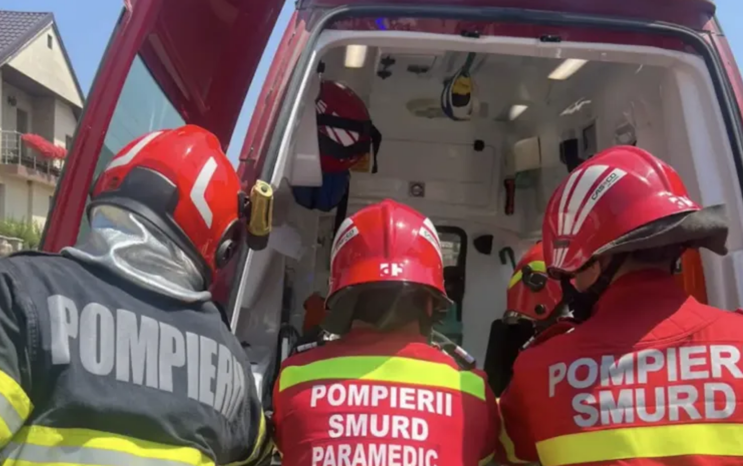 Accident recent pe Aurel Vlaicu in Cluj Napoca Doua masini implicate traficul este perturbat