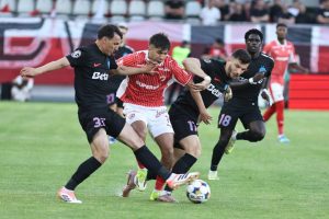 Bursa Transferurilor Plecared neasteptata la Dinamo Patru jucatori parasesc Corvinul Hunedoara dupa promovarea in Superliga