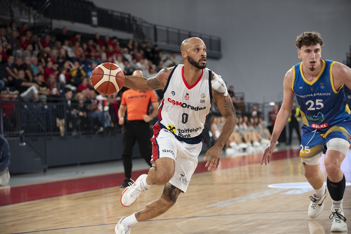 CSM Oradea, vicecampioana României la baschet masculin, îl va păstra pe Kris Richard pentru sezonul următor. 2 CSM Oradea vicecampioana Romaniei la baschet masculin il va pastra pe Kris Richard pentru sezonul urmator