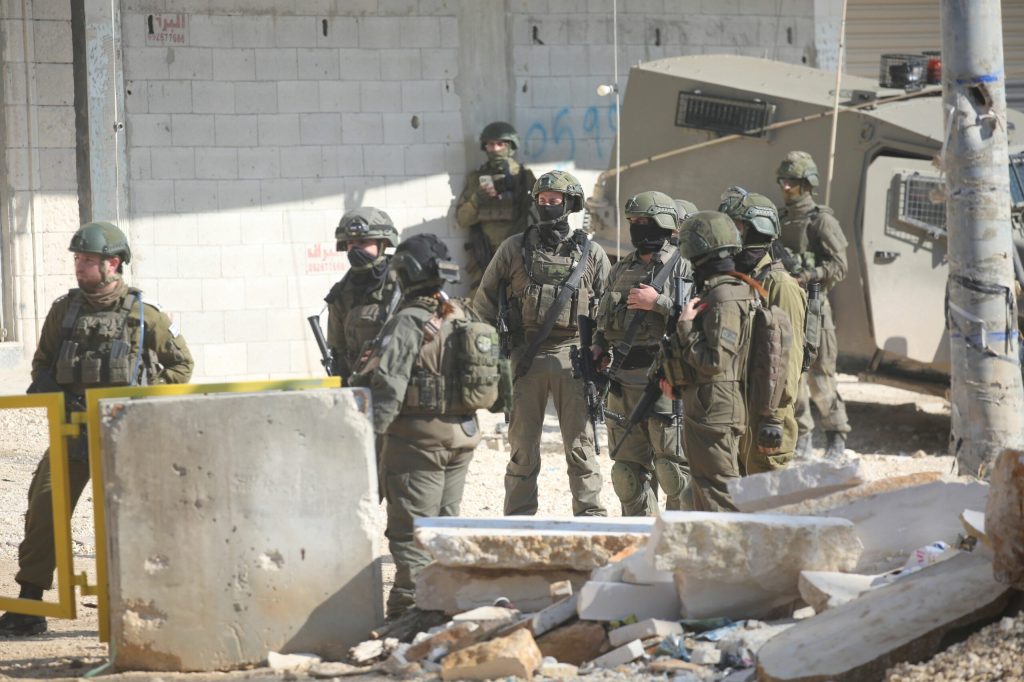 Cisiordania: Un bebeluș palestinian de 7 luni a fost omorât prin împușcare de soldații israelieni. 2 Cisiordania Un bebelus palestinian de 7 luni a fost omorat prin impuscare de soldatii israelieni