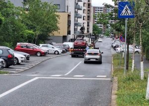 Clujenii din zona Intre Lacuri se simt hartuisti de Politia Locala In Zorilor avandu l vecin pe primar beneficiaza de un tratament preferential