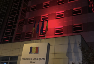 Clujul va fi iluminat in rosu duminica seara iata motivele CJ Cluj face un gest simbolic cu ocazia Zilei Donatorului de Sange si indeamna oamenii sa participe