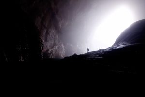 Doua pesteri aflate in acelasi munte aproape de Marea Neagra ar putea fi cele mai adanci din lume
