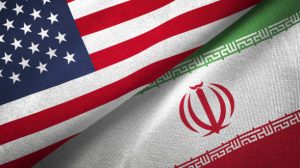Iranul anunta inchiderea Stramtorii Ormuz si ameninta cu atacuri asupra navelor care incearca sa traverseze zona
