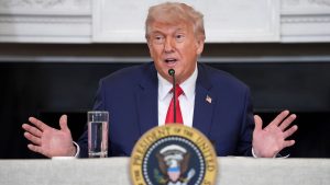 Lasati i sa isi rezolve singuri problemele Eu i am adus in aceasta situatie declara presedintele Trump