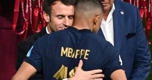 Macron isi doreste sa isi intareasca mostenirea prin succesul Frantei la Cupa Mondiala