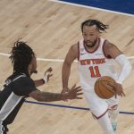 New York Knicks castiga primul titlu NBA dupa 53 de ani Jalen Brunson 45 de puncte in victoria decisiva impotriva San Antonio Spurs