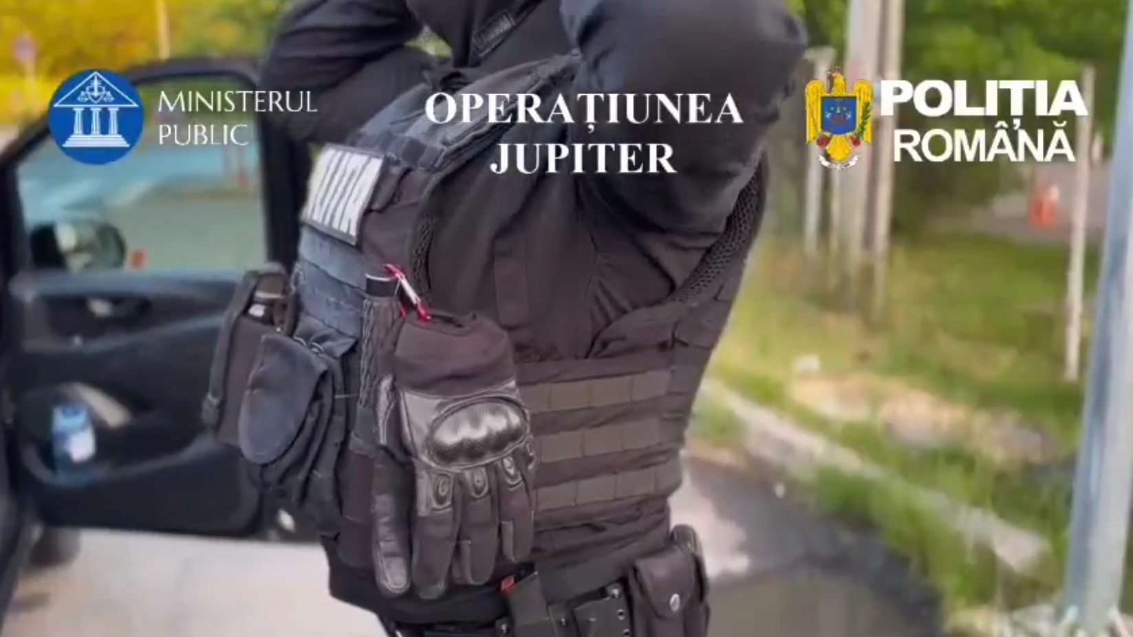 Operațiunea „Jupiter 5”: Peste 400 de percheziții în toată țara. Anchetatorii investighează o fraudă de peste 100 de milioane de lei. 2 Operatiunea Jupiter 5 Peste 400 de perchezitii in toata tara Anchetatorii investigheaza o frauda de peste 100 de milioane de lei