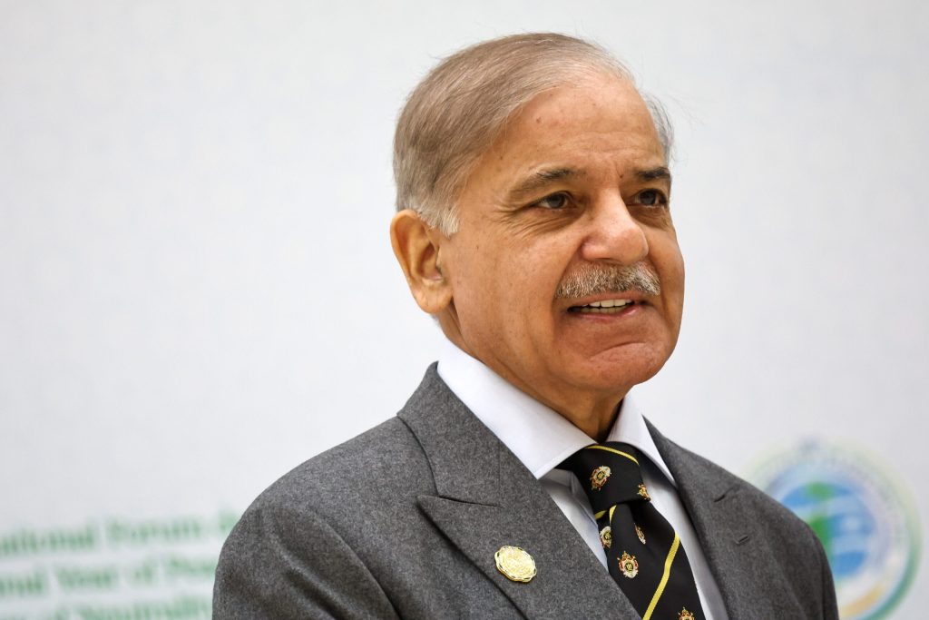 Pacea între SUA și Iran, mai aproape ca niciodată: Pakistanul susține că acordul ar putea fi semnat în 24 de ore. 3 Pacea intre SUA si Iran mai aproape ca niciodata Pakistanul sustine ca acordul ar putea fi semnat in 24 de ore