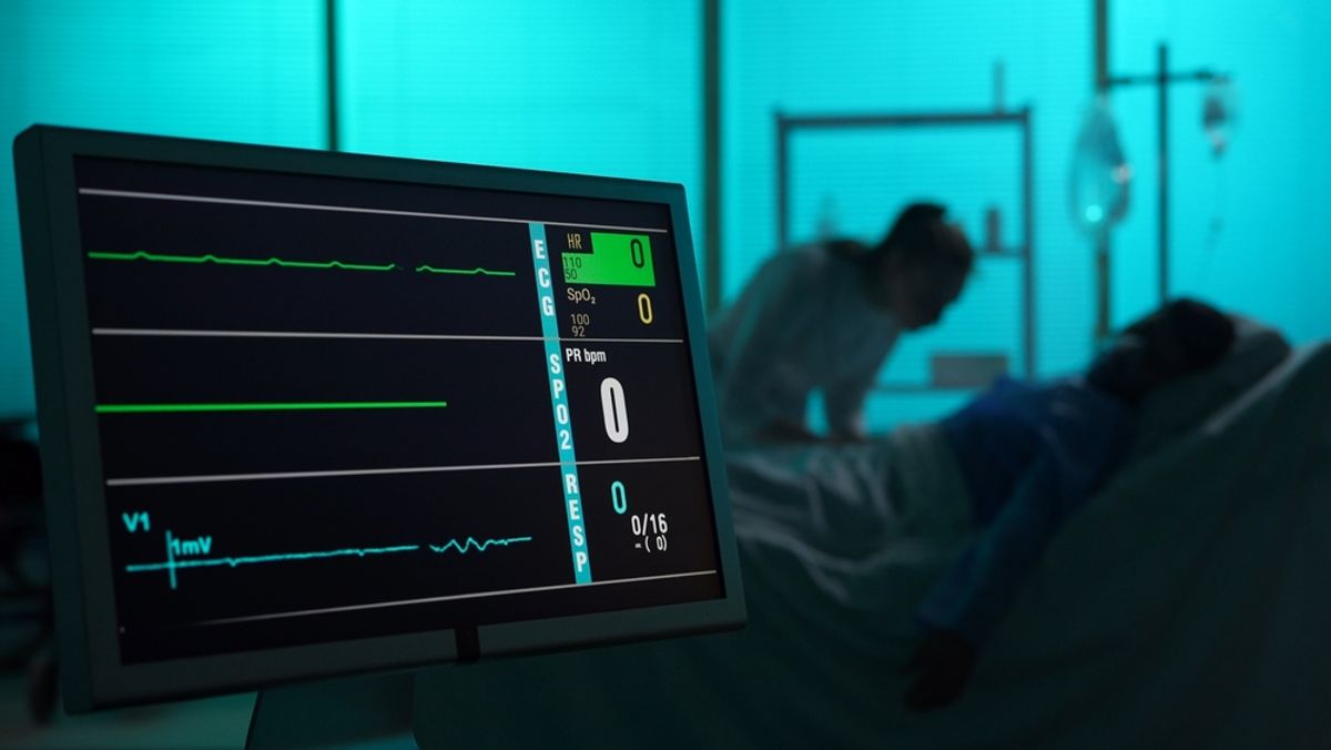Un barbat adus la viata dupa ce a fost declarat mort de catre medici afirma ca a intalnit oameni din viitor Marturisirile sale sunt infioratoare Comunicau telepatic