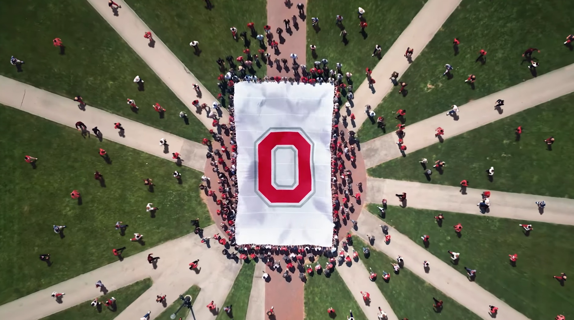 Universitatea Ohio State ofera 100 de milioane de dolari in urma unuia dintre cele mai mari scandaluri de natura sexuala din SUA
