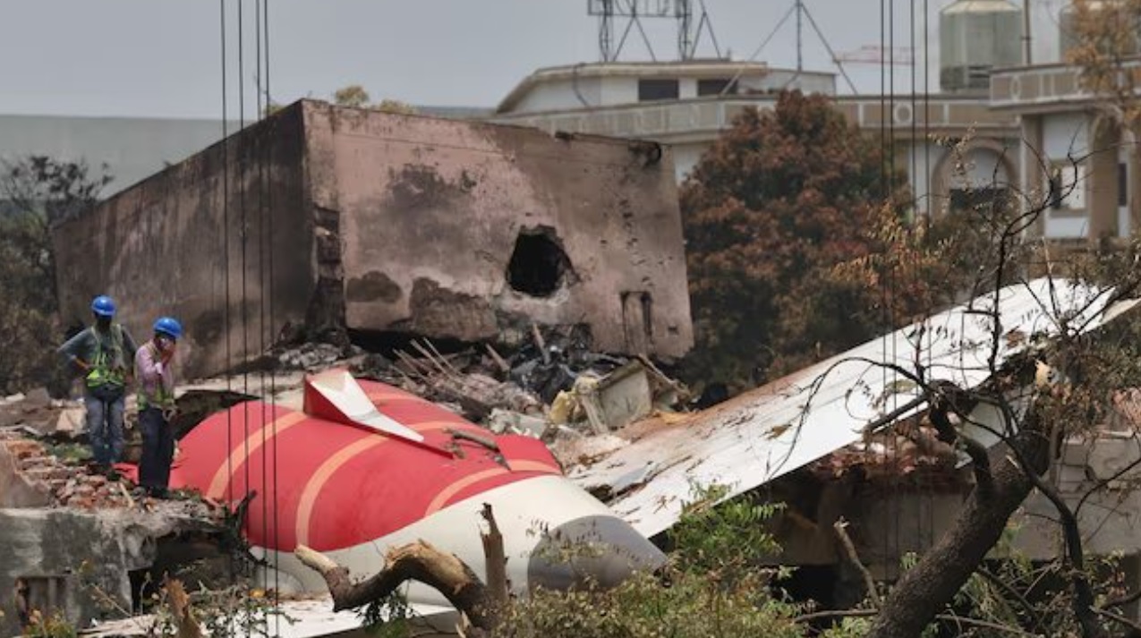 Cazul Air India readuce în atenție tragediile aviatice în care piloții au fost suspectați că ar fi provocat intenționat prăbușirea aeronavelor. 2 cazul air india readuce in atentie tragediile aviatice in care pilotii au fost suspectati ca ar fi provocat intentionat prabusirea aeronavelor