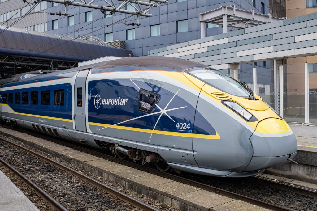 Europa se pregateste pentru veri de 55C Eurostar isi reintregeste trenurile din cauza schimbrilor climatice
