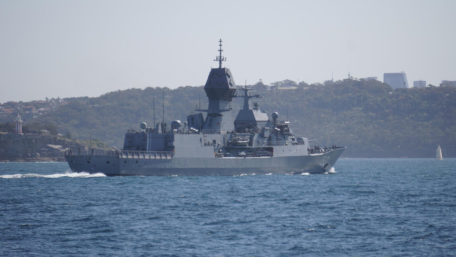 Fregata rusa exercitiu cu foc real near Marea Britanie Marina Regala si Franta au monitorizat operatiunea
