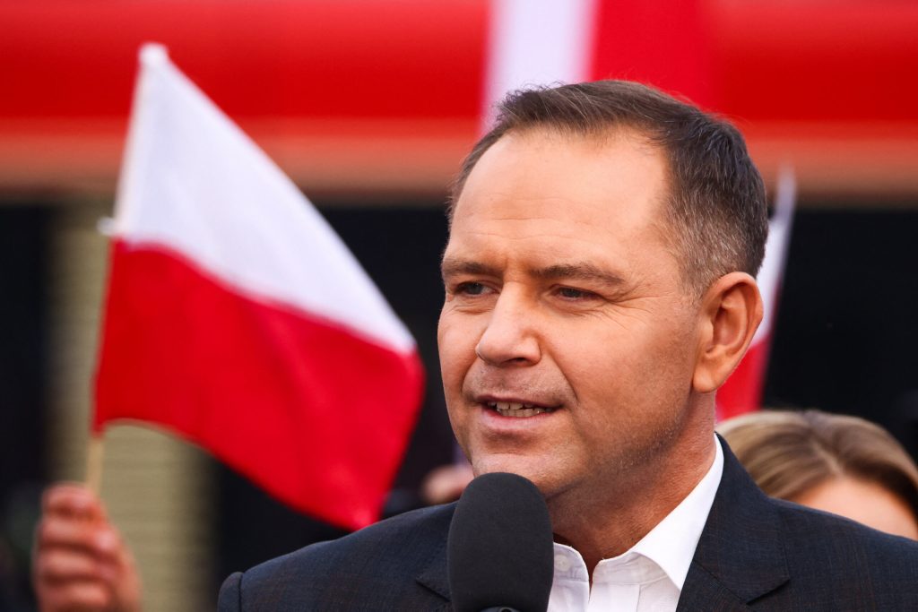 Karol Nawrocki soliciata Parlamentului sa interzica steagul Armatei Insurgente Ucrainene in Polonia Nu dorim sa l vedem aici